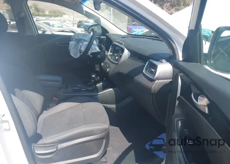 2020 Kia Sorento 2.4L Lx z USA, uszkodzony, nr VIN 5XYPG4A32LG664213